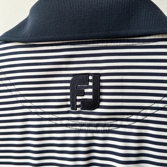 Footjoy men’s short sleeved performance polo shirt from The Amelia Island Club - Picture 7 of 9